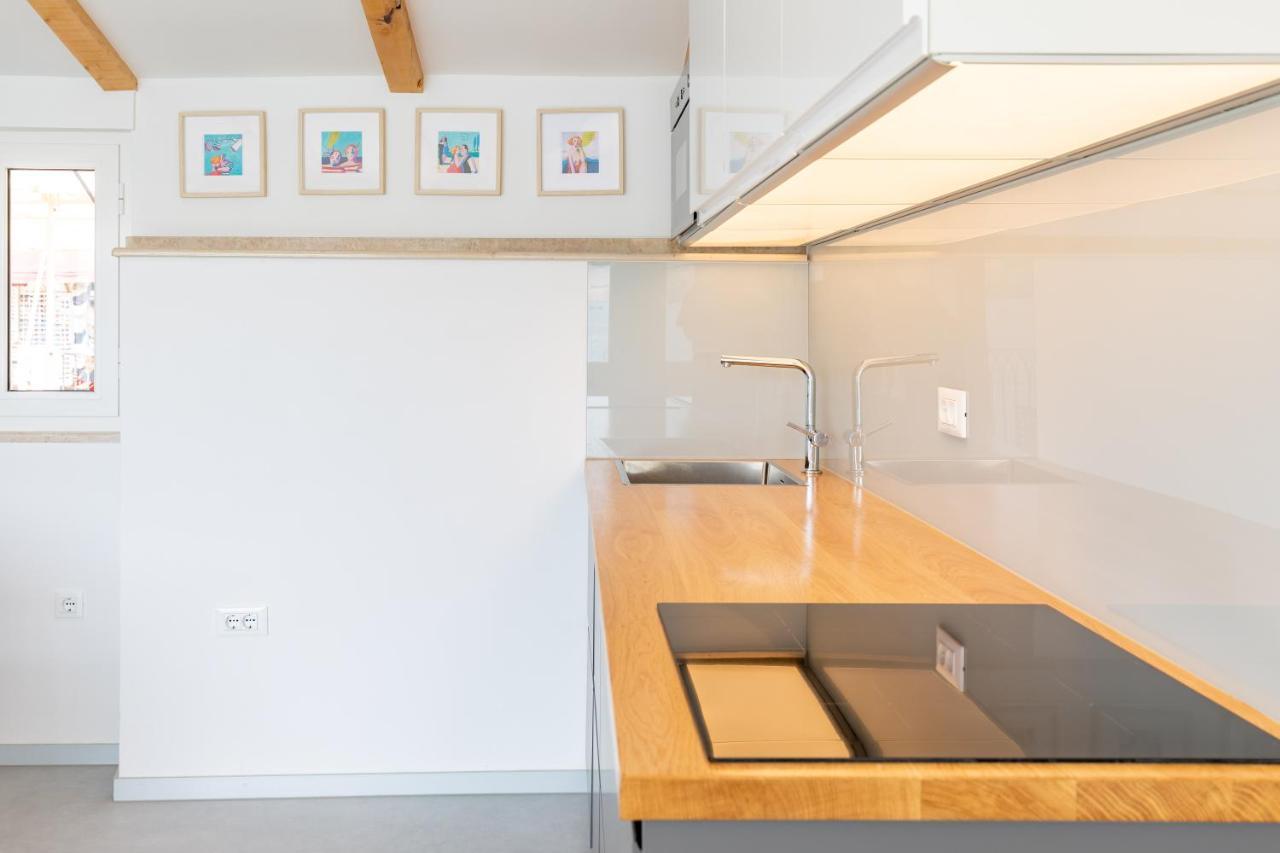 Seafront Baska Apartment 外观 照片